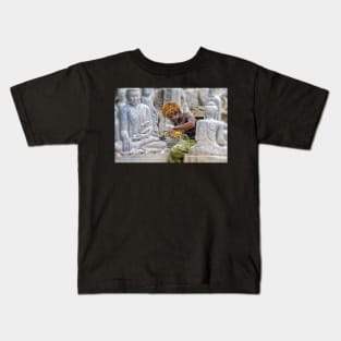 Stone Carver. Kids T-Shirt